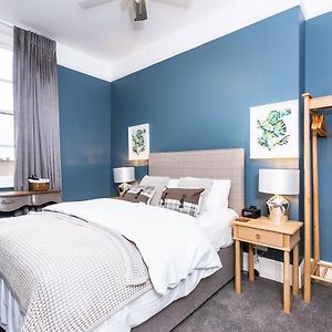 Summerfield Pub & Boutique Rooms